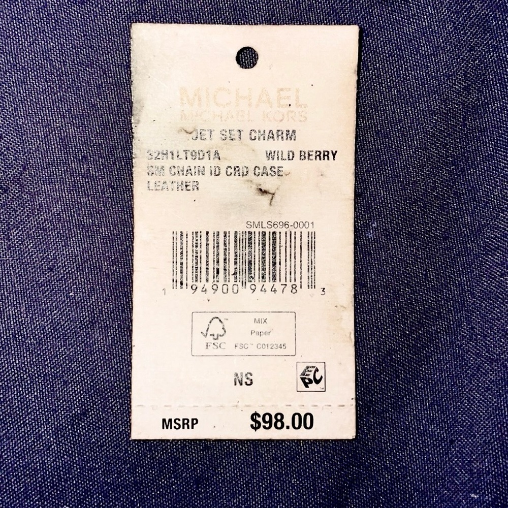 SALE💖🍓Michael Kors Jet Set Charm small chain ID card case Wild Berry - Picture 5 of 5